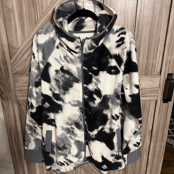 tek gear Jackets & Blazers - NEW w/o tags SUPER SUPER SOFT material - thumb holes and hood - Tek Gear coat